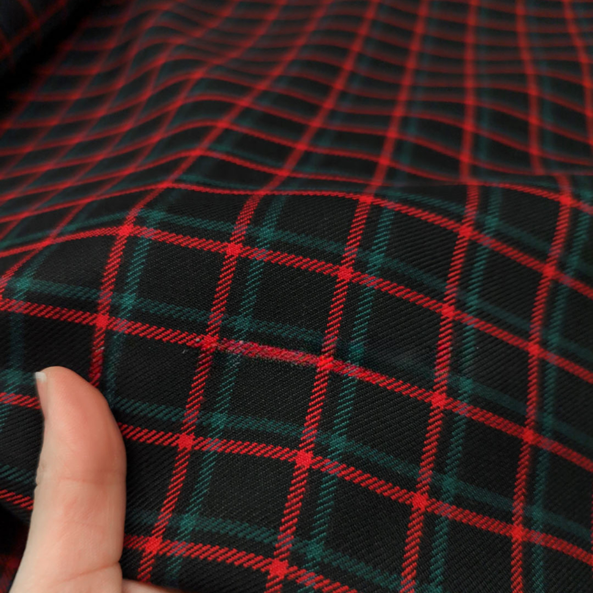 Black and Red Tartan Pattern Fabric