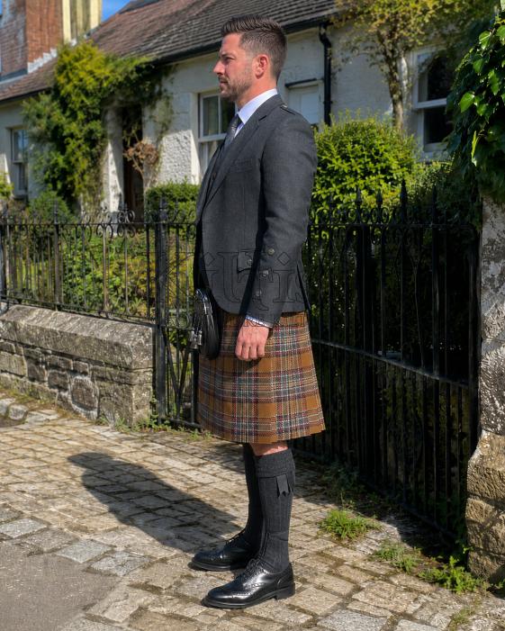Men’s Kilt in Golden Heather Estate Tartan
