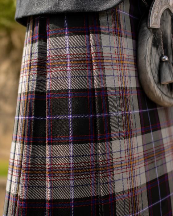 Tartan Grey Pride of Scotland Kilt for Men